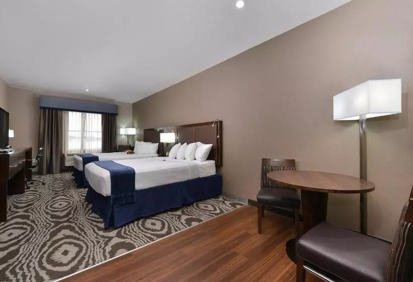 Best Western Plus Williston Hotel & Suites