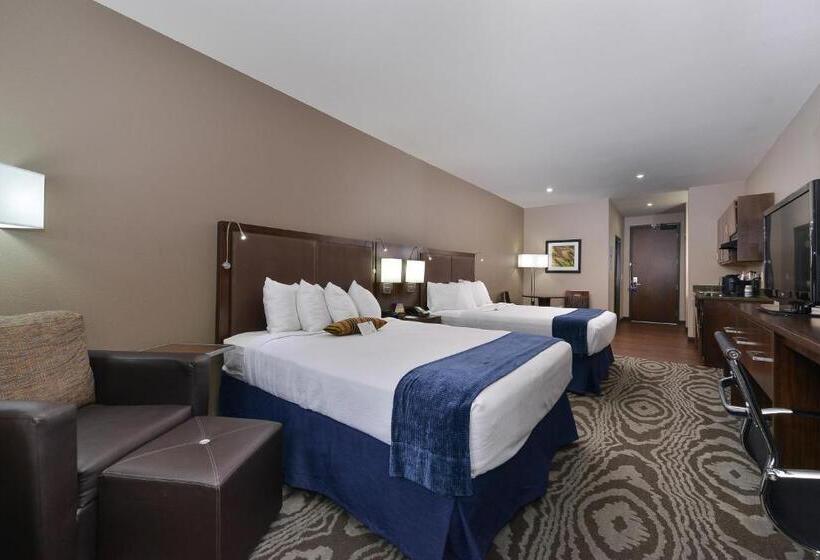 Best Western Plus Williston Hotel & Suites