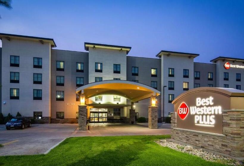 Best Western Plus Williston Hotel & Suites