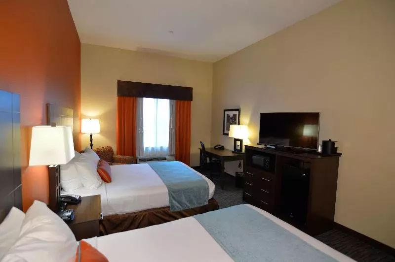 Best Western Plus Williston Hotel & Suites