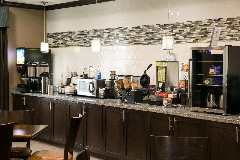 Best Western Plus Williston Hotel & Suites