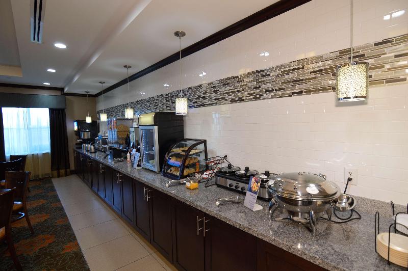 Best Western Plus Williston Hotel & Suites