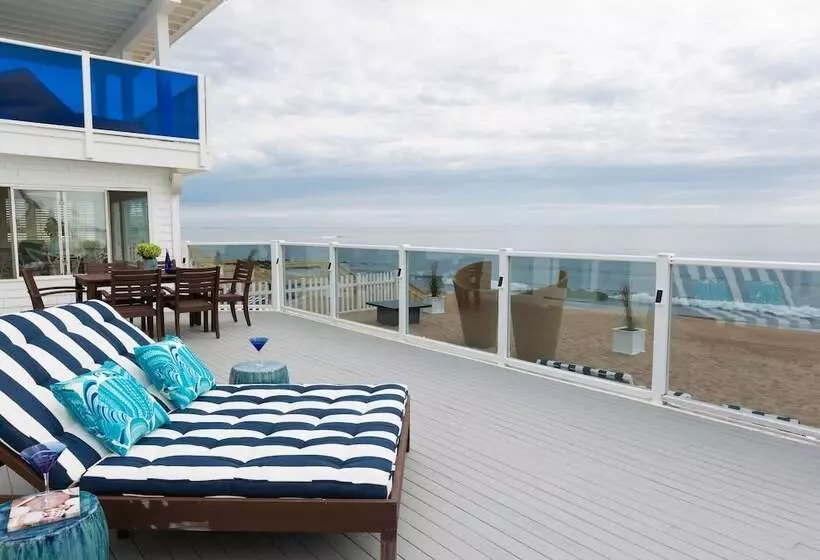 Отель Blue Inn On The Beach