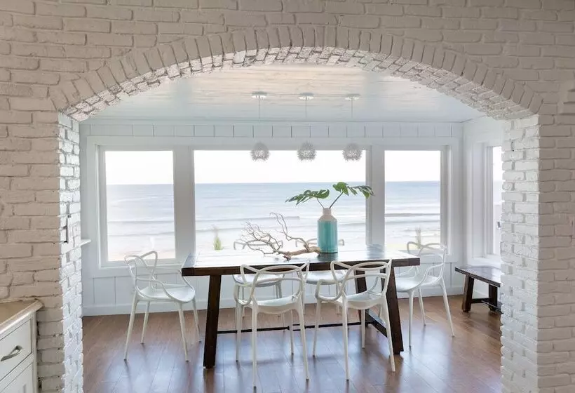 Отель Blue Inn On The Beach