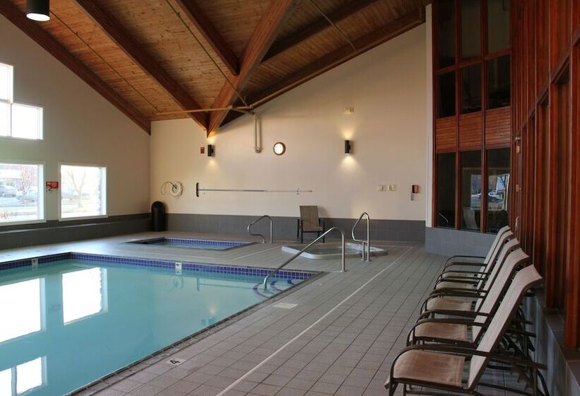 فندق C Mon Inn Grand Forks