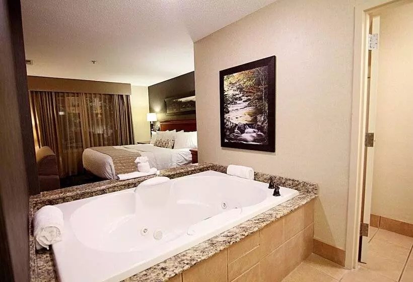 هتل C Mon Inn Grand Forks