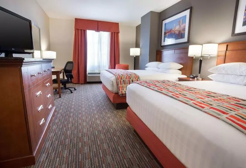 Отель Drury Inn & Suites Columbus Grove City