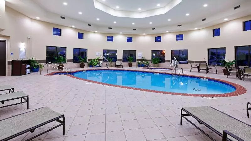 Holiday Inn Express Hotel And Suites Duncan, An Ihg
