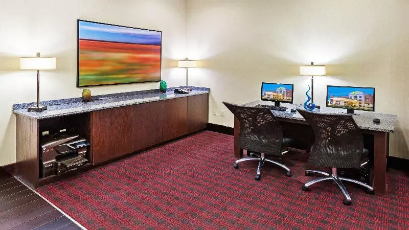 Holiday Inn Express Hotel And Suites Duncan, An Ihg