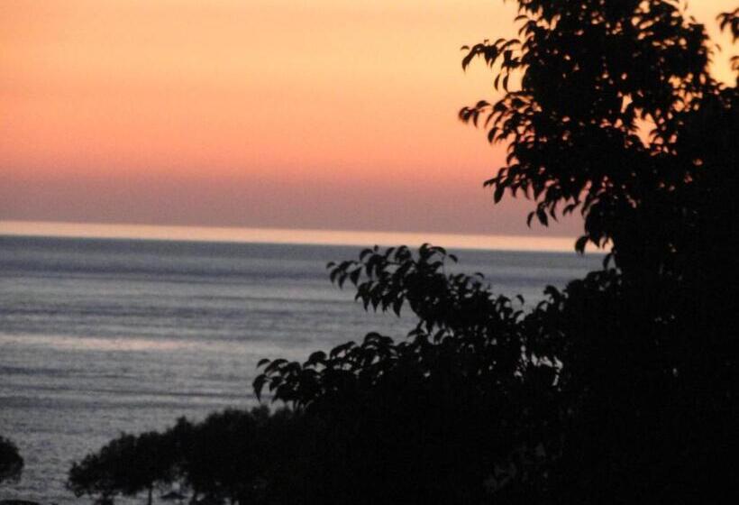 בית מלון כפרי Lofos