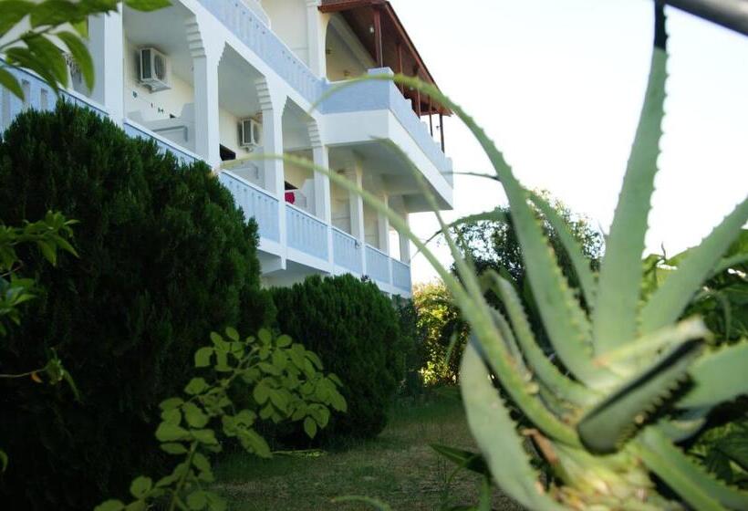 בית מלון כפרי Lofos