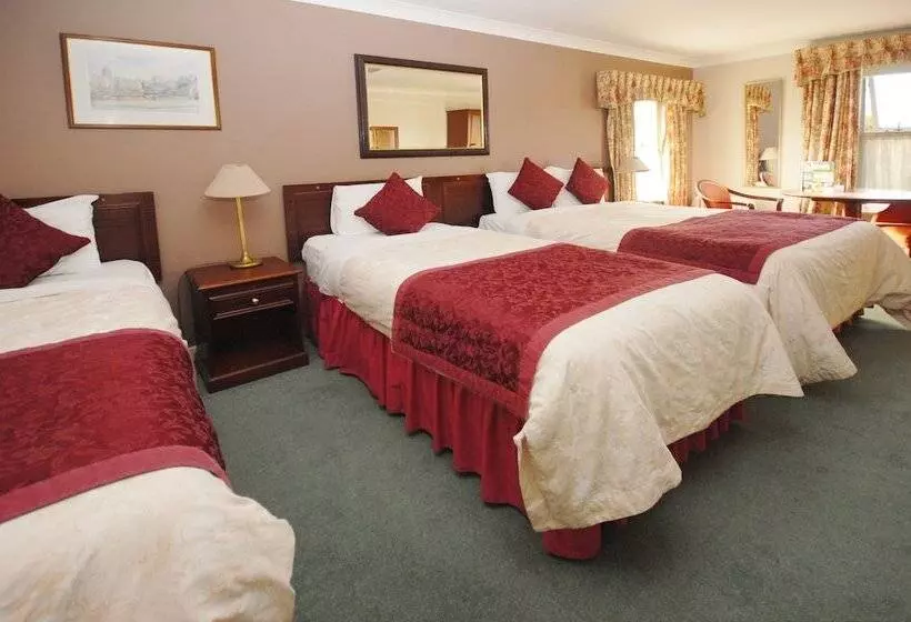 هتل Marlborough House   Guest House