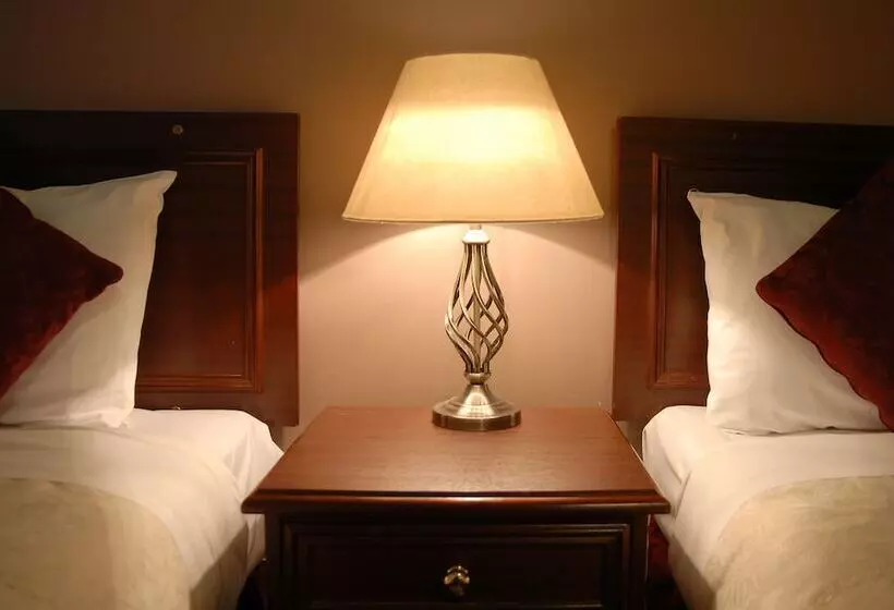 هتل Marlborough House   Guest House