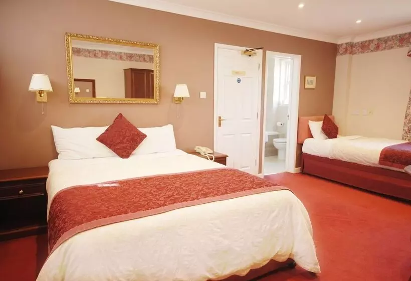 هتل Marlborough House   Guest House