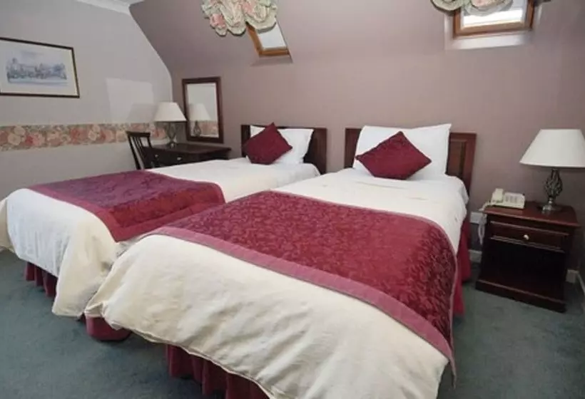 هتل Marlborough House   Guest House