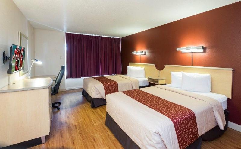 בית מלון כפרי Red Roof Inn & Suites Wytheville