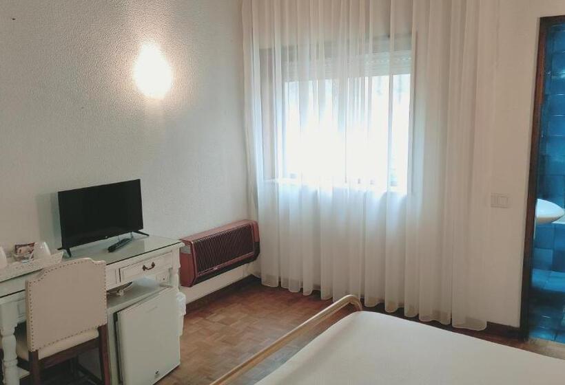 هتل Terrace House