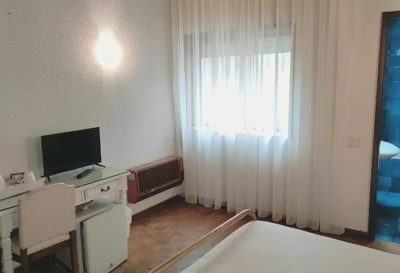 هتل Terrace House