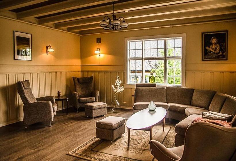 Hotel Valldal Fjord Lodge B&b