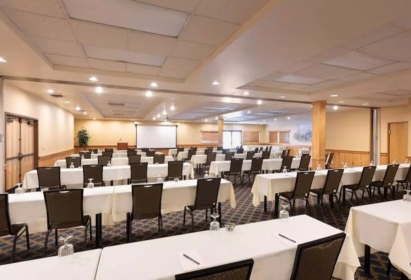 Icicle Village Resort