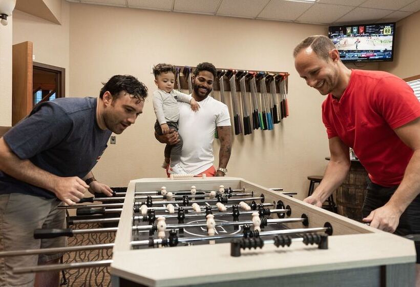 Icicle Village Resort