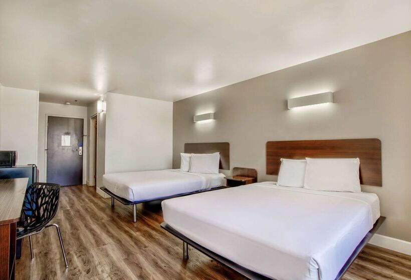 Motel 6hesperia, Ca  West Main Street I15