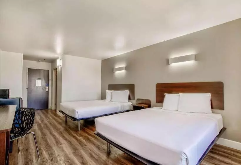 Motel 6hesperia, Ca  West Main Street I15