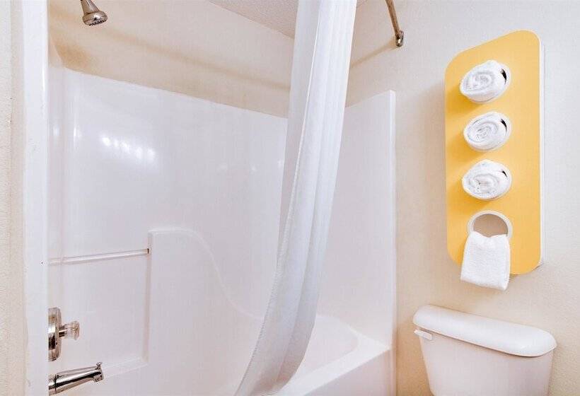 Motel 6hinesville, Ga