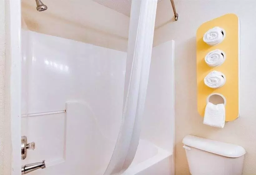 Motel 6hinesville, Ga