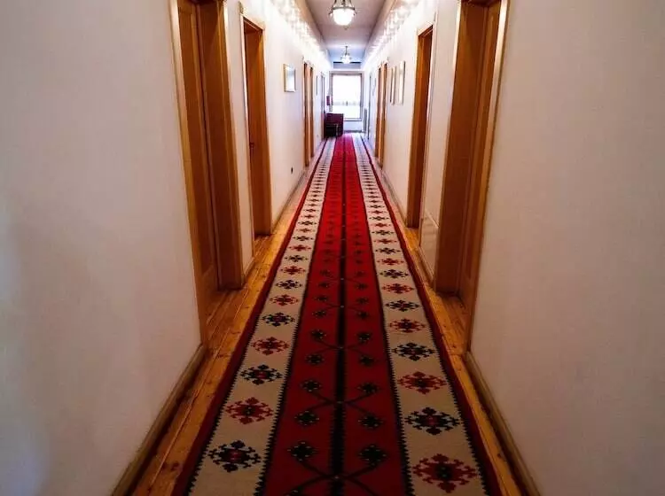 Natyral Razma Resort