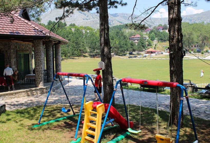 Natyral Razma Resort