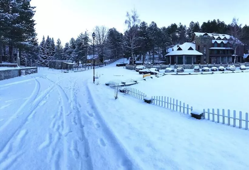 Natyral Razma Resort