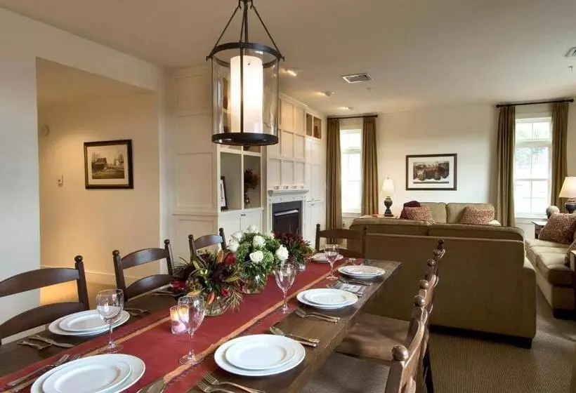 استراحتگاه Clay Brook Hotel At Sugarbush