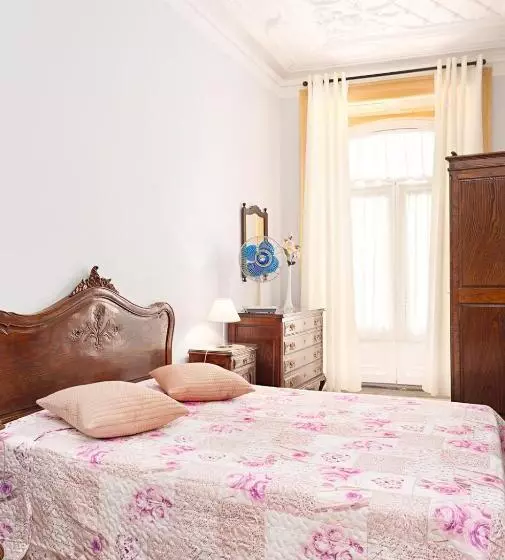هاستل Almada Guest House