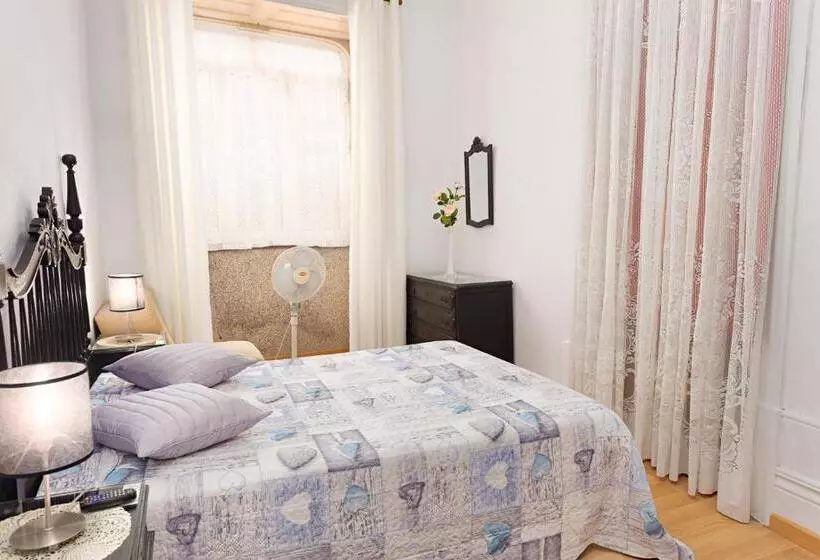 هاستل Almada Guest House