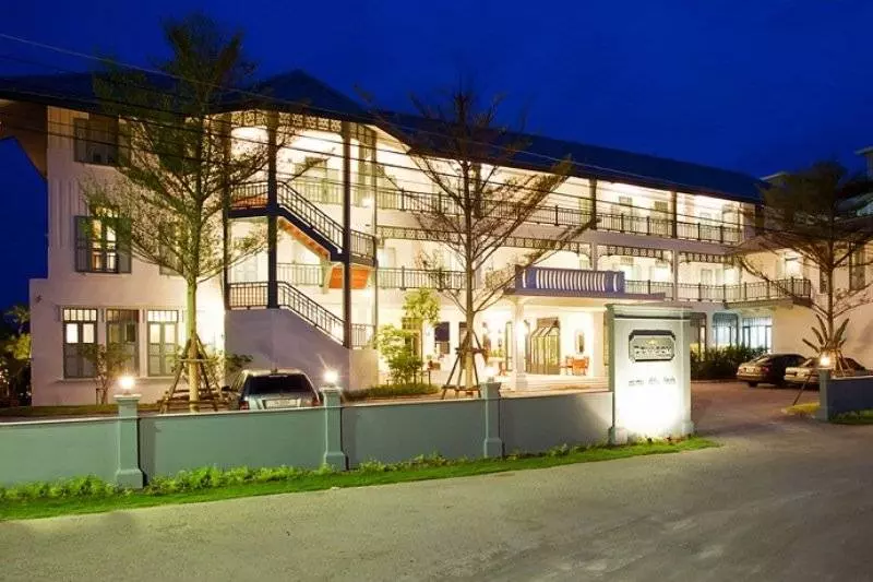 Devasom Hua Hin Resort