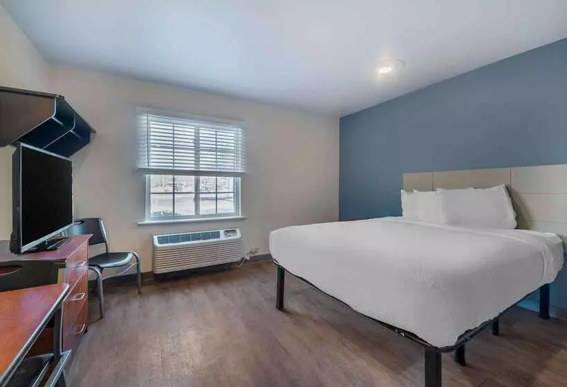 Extended Stay America Select Suites  Orlando  Sanford  Airport