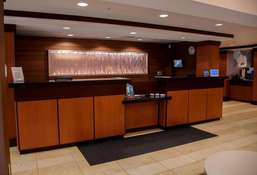 Fairfield Inn & Suites Bedford