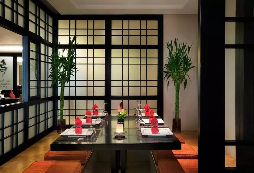 Hotel Bahi Ajman Palace