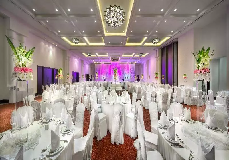 Hotel Bahi Ajman Palace