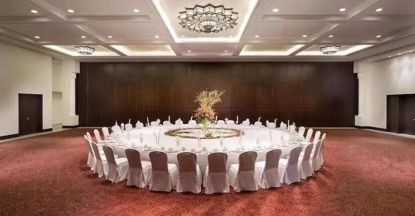 Hotel Bahi Ajman Palace