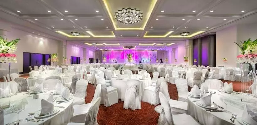 Hotel Bahi Ajman Palace