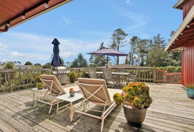 Отель Bodega Bay Inn