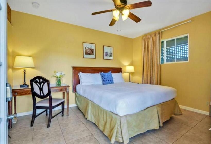 Отель Bodega Bay Inn