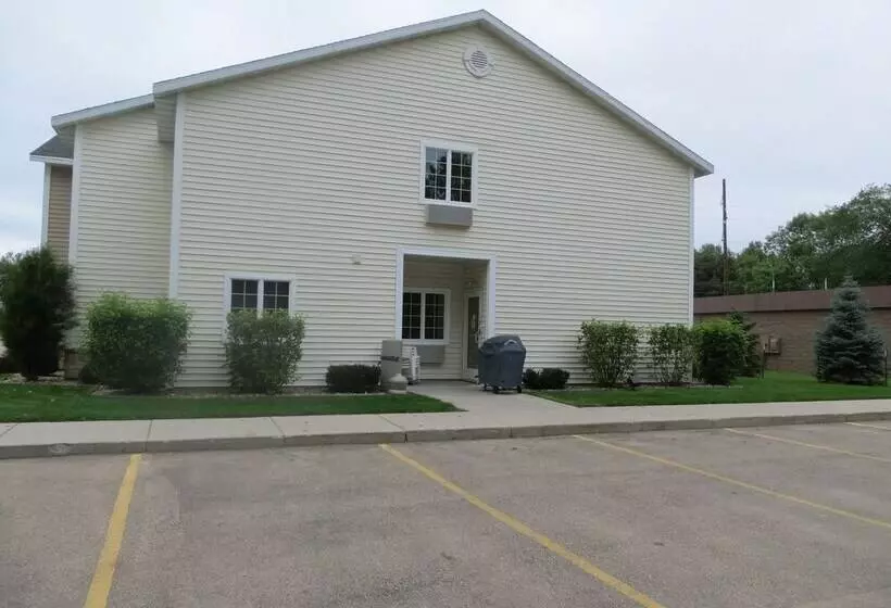 호텔 Cobblestone Inn & Suites Brillion