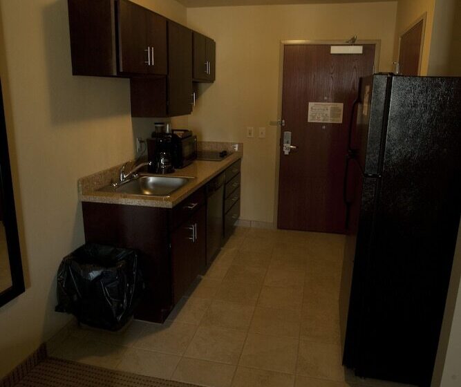 فندق Cobblestone Inn & Suites   Brillion