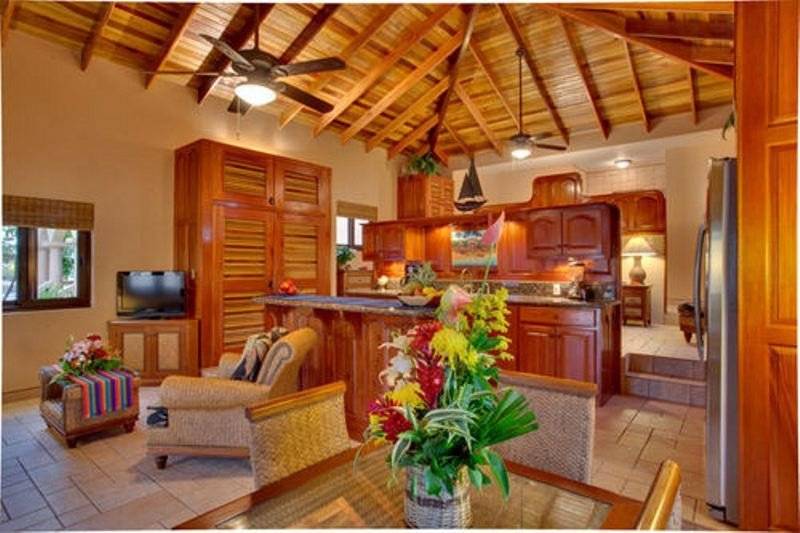 هتل Coco Beach Resort