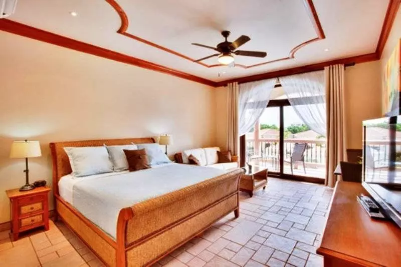 בית מלון כפרי Coco Beach Resort