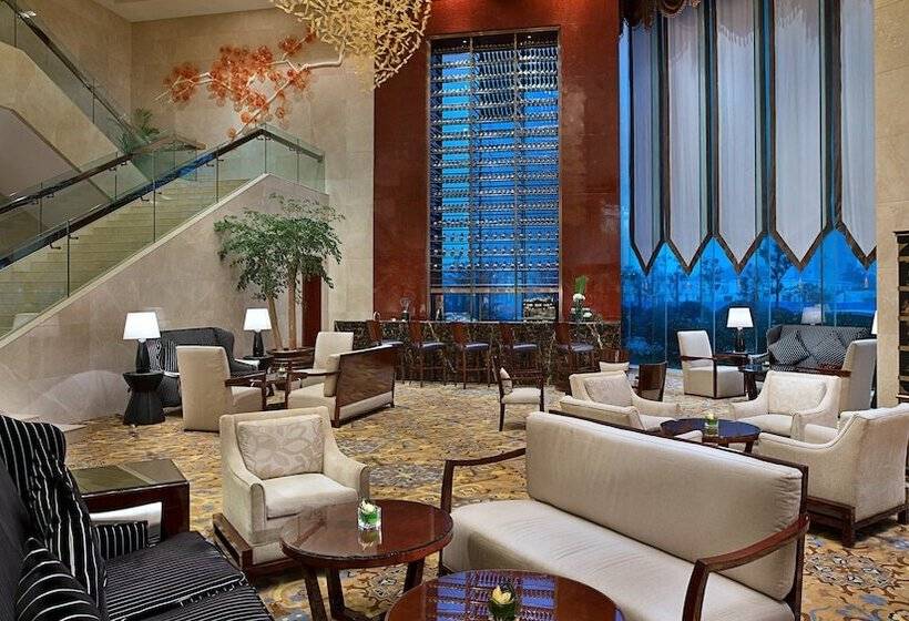 Отель Crowne Plaza Zhenjiang, An Ihg