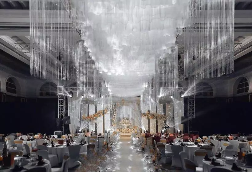 Отель Crowne Plaza Zhenjiang, An Ihg